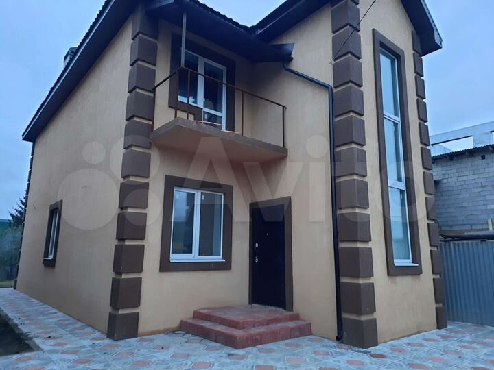 Коттедж 140 м² на участке 5 сот.
