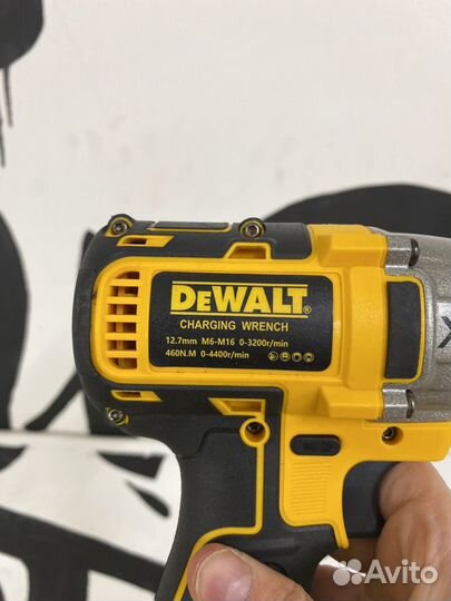 Набор инструментов dewalt 4 в 1