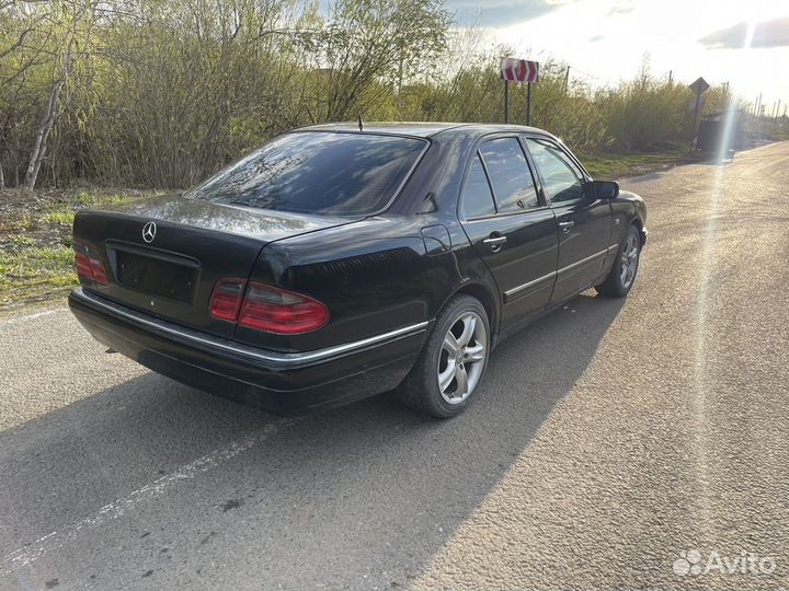 Mercedes-Benz E-класс 2.3 AT, 1997, 426 277 км