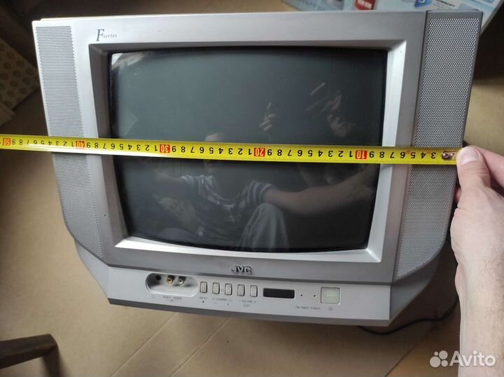 Телевизор JVC AV-14FT цветной работает