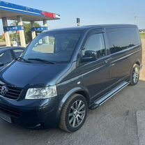 Volkswagen Multivan 2.5 AT, 2009, 375 000 км, с пробегом, цена 1 800 000 руб.