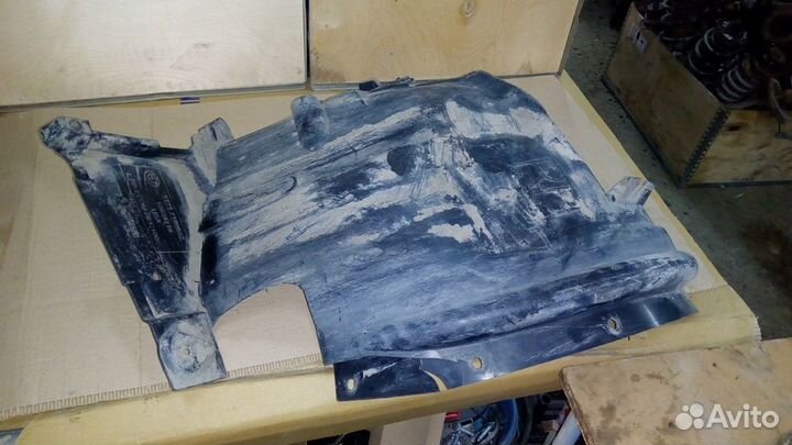 Локер передний правый (задняя часть) BMW X6 (2008