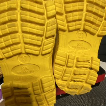 Детские резиновые сапоги 27 размер