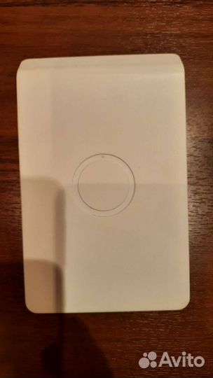 Беспроводная зарядка Rombica Neo Q3