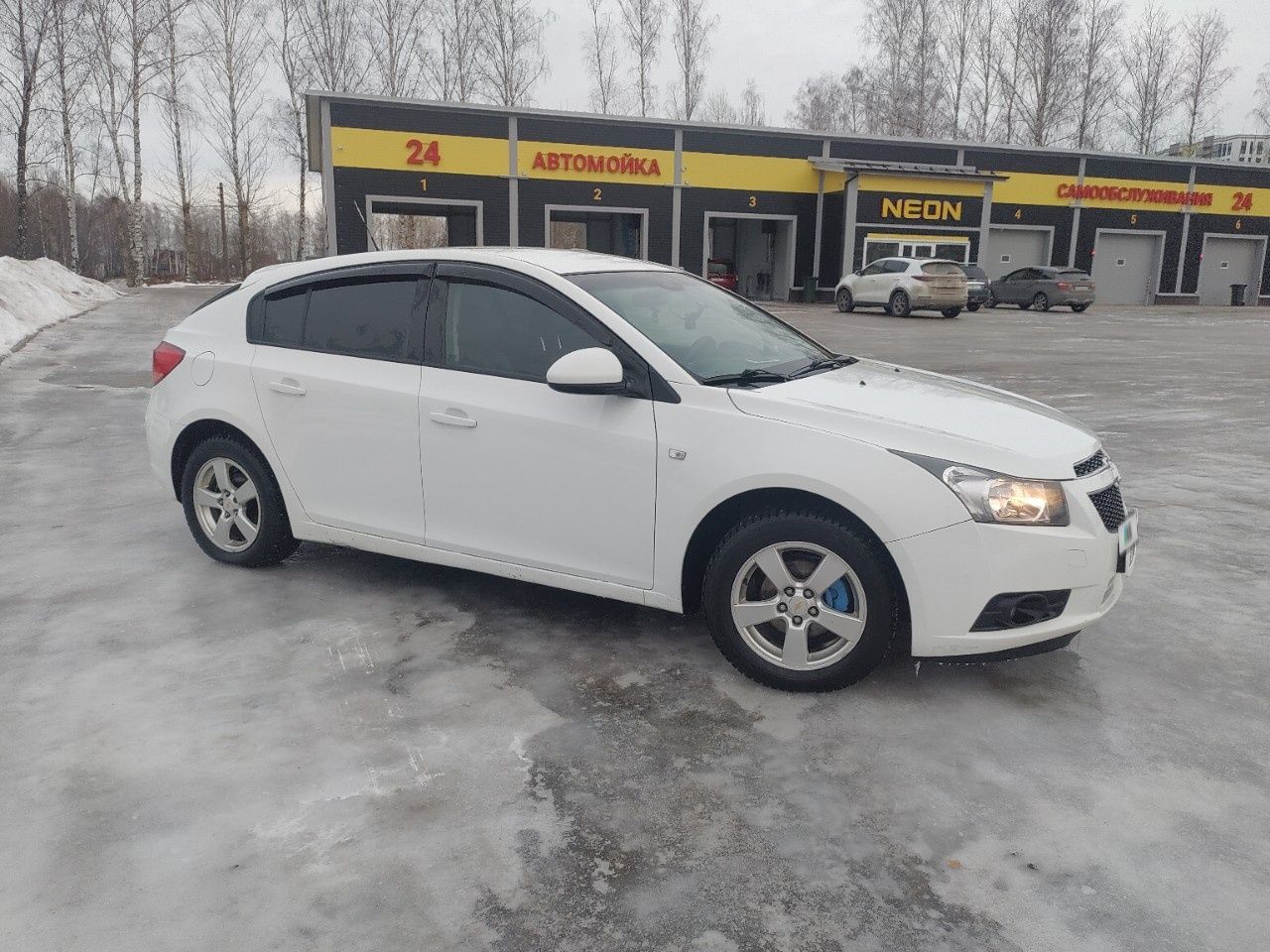 Chevrolet Cruze: фото владельца