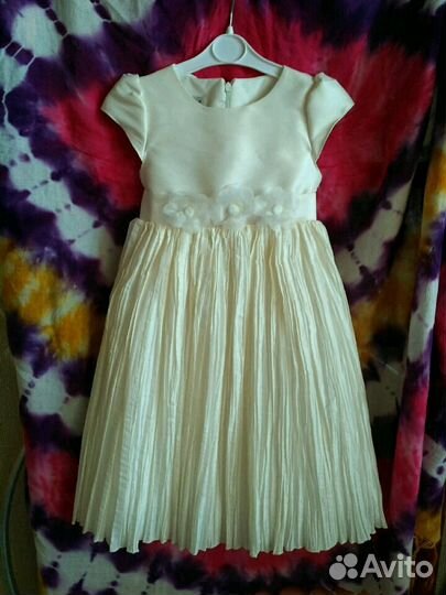 Платье нарядное на рост 104-110 (4-5 лет)