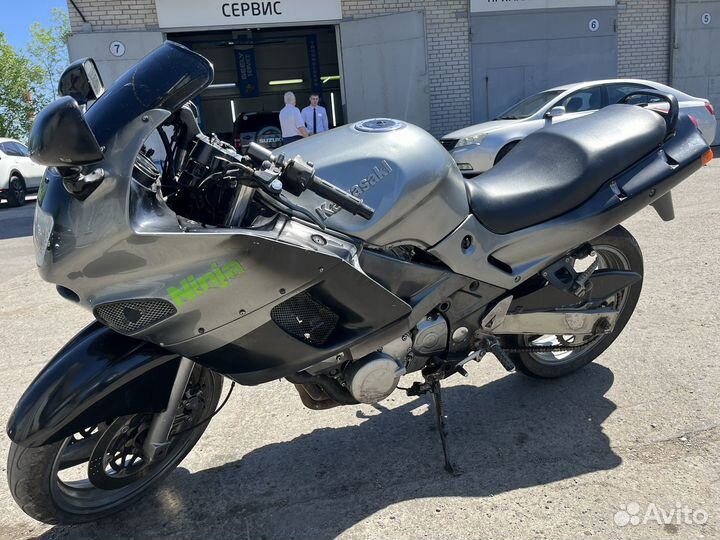 Kawasaki ZZR400-2