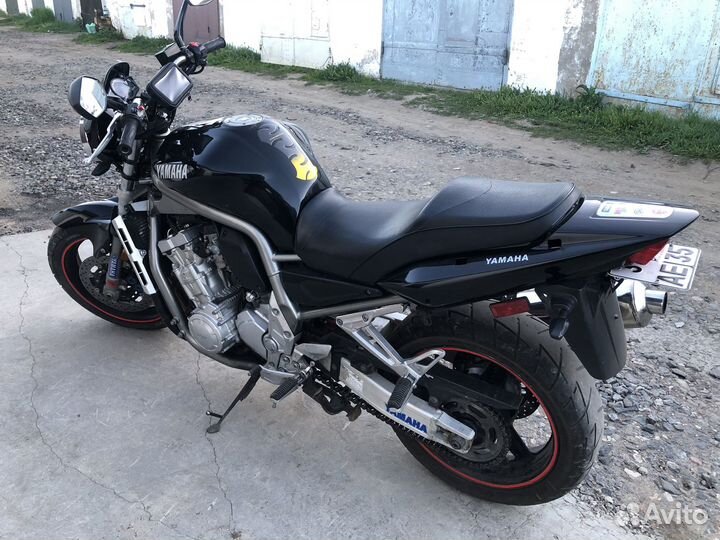 Yamaha fzs 1000