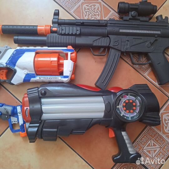 Детское оружие Nerf, бластер