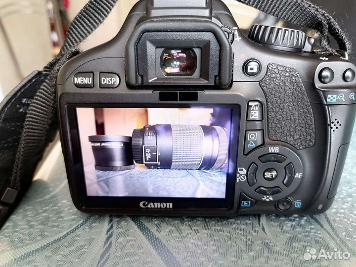 Зеркальный фотоаппарат Canon 550d