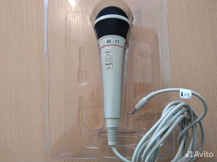 Микрофон Koss M11