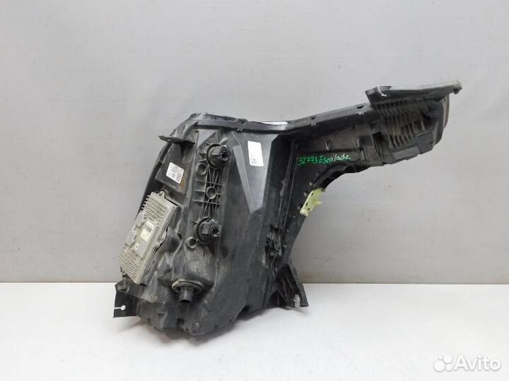 Фара правая Cadillac Escalade