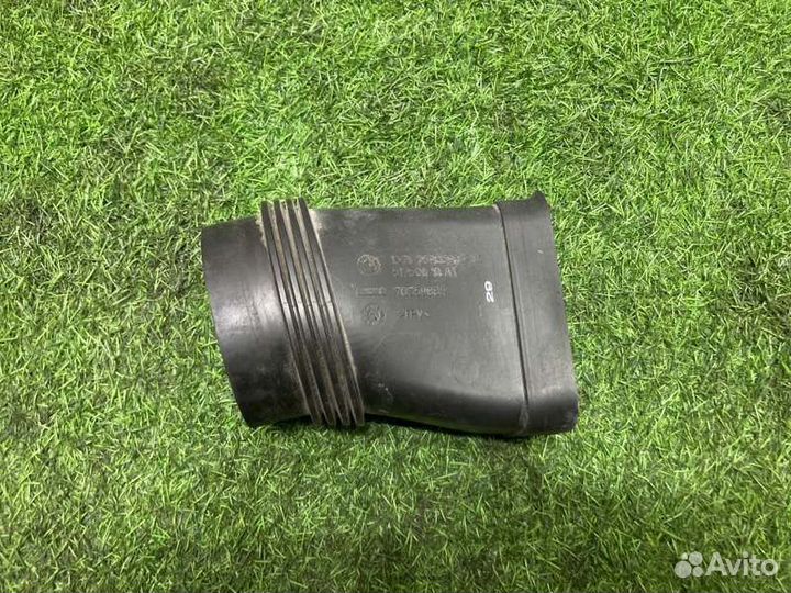 Патрубок воздушного фильтра Bmw 5 F10 3.0 N52 2011