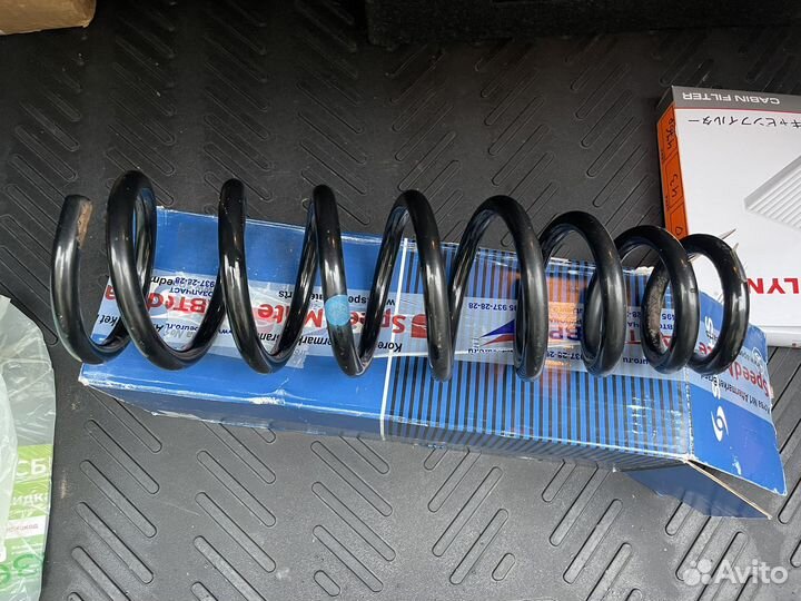 Передняя оригинальная пружина Mazda 6