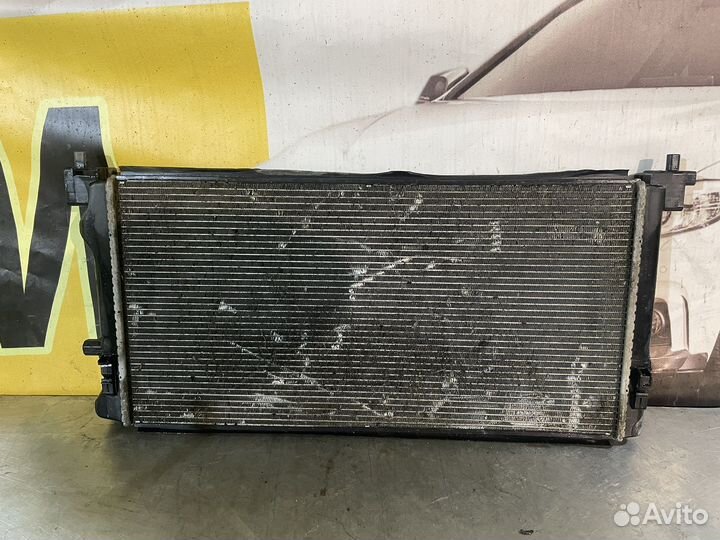 Радиатор охлаждения Шкода Октавия A7