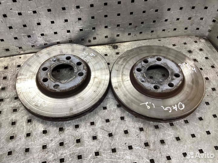 Диск тормозной передний Opel Astra G