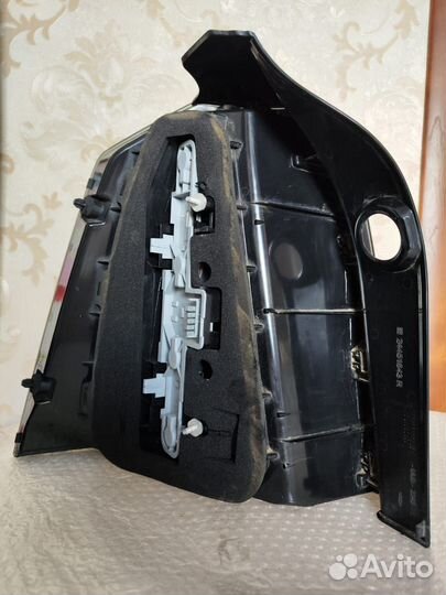 Фонарь задний правый opel zafira b