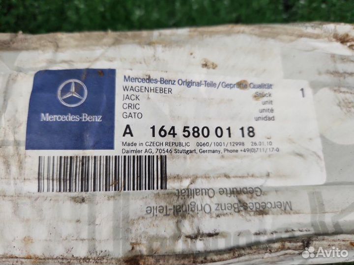 Домкрат Mercedes-Benz M-Class W164