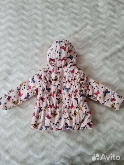 Демисезонная куртка на девочку
