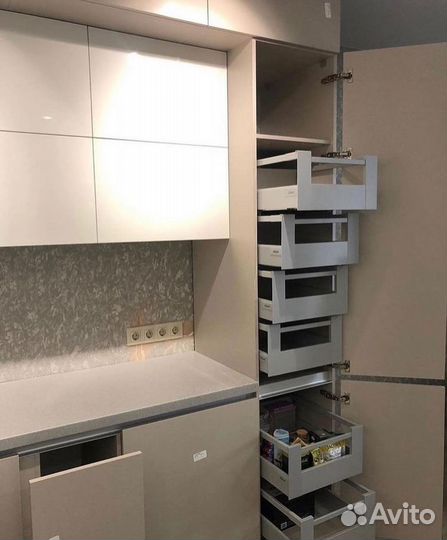 Кухня Белая Кухонный гарнитур