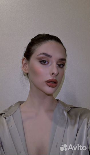 Модель на макияж