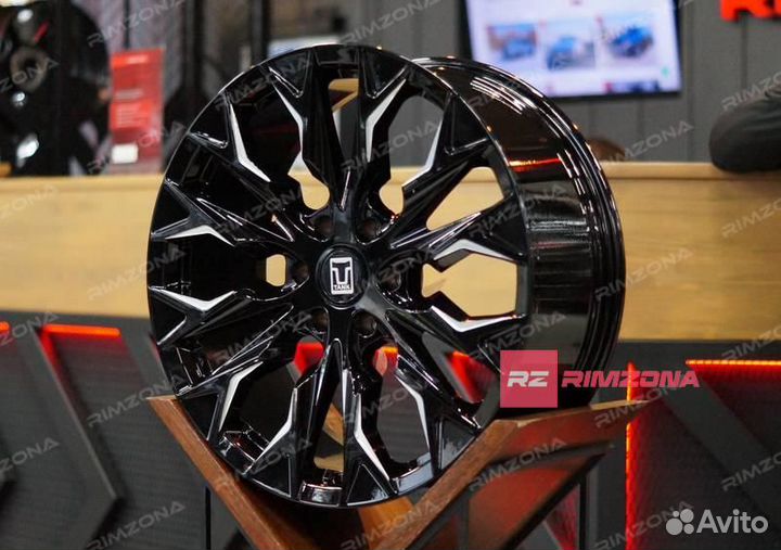 Кованый диск RZ forged в стиле R22 6X139.7