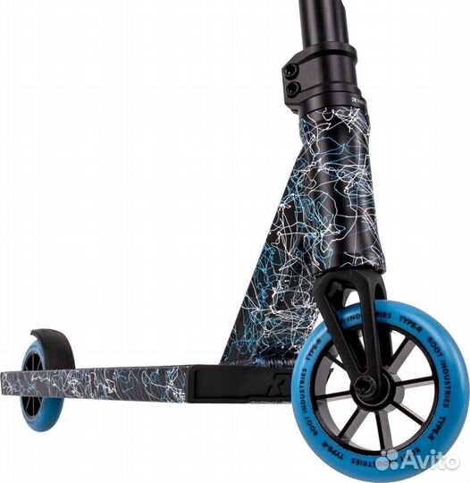 Самокат root industries Type R Black-Blue-White Li