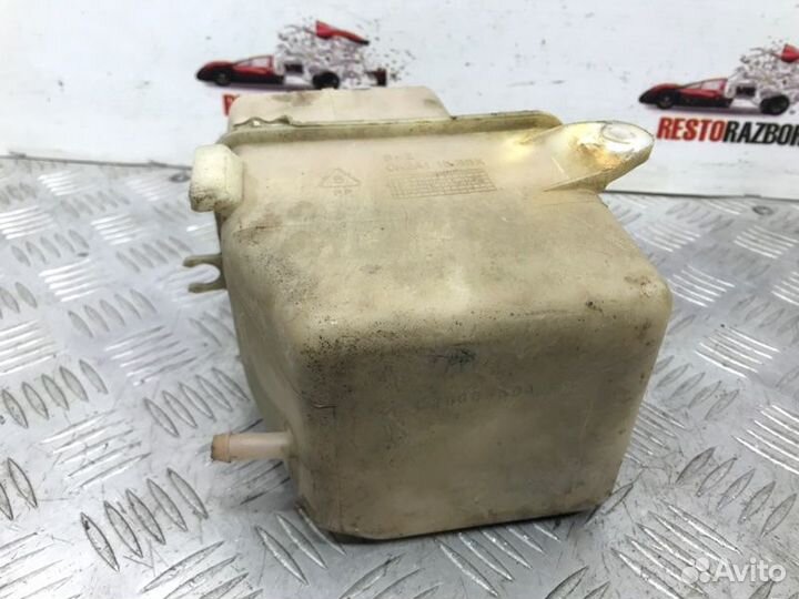 Бачок расширительный Kia Sephia седан 1.8 2000