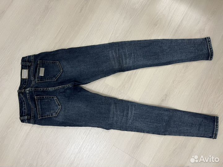 Джинсы mng