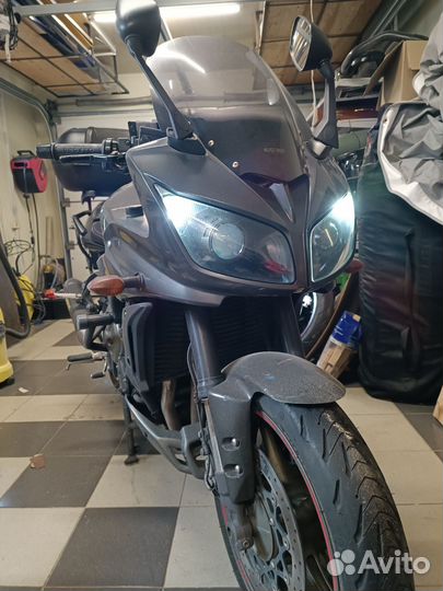 Yamaha FZ1