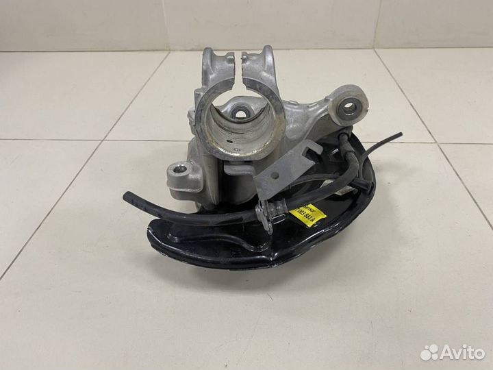 Цапфа/кулак поворотный передний левый Volkswagen T