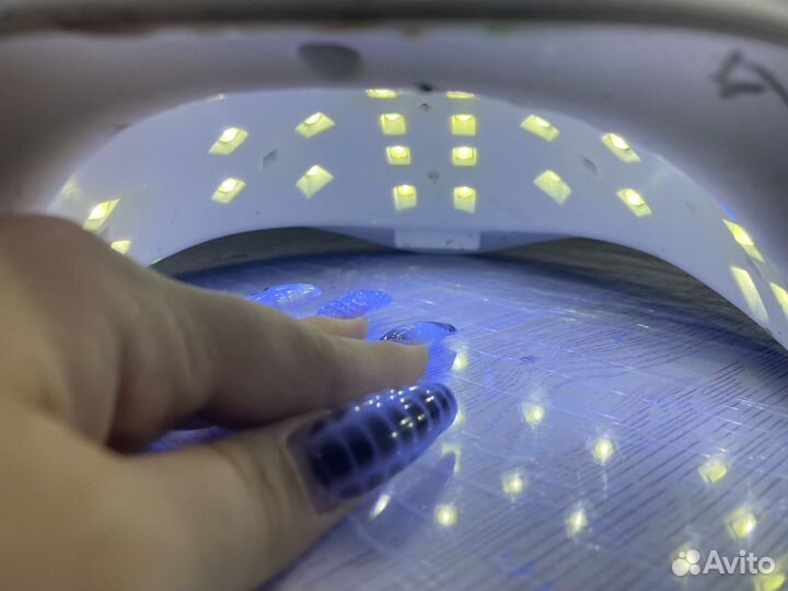 Лампа для ногтей