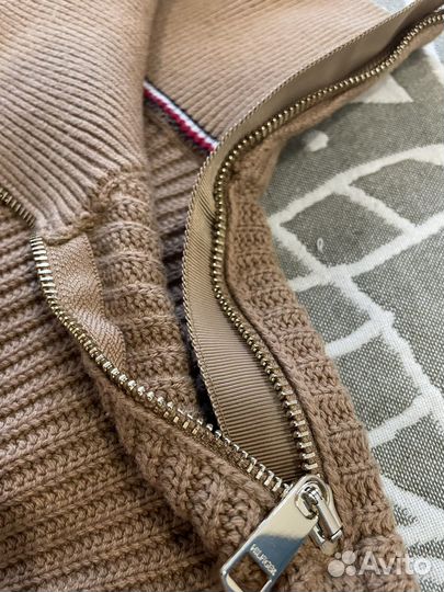 Свитер женский Tommy Hilfiger S