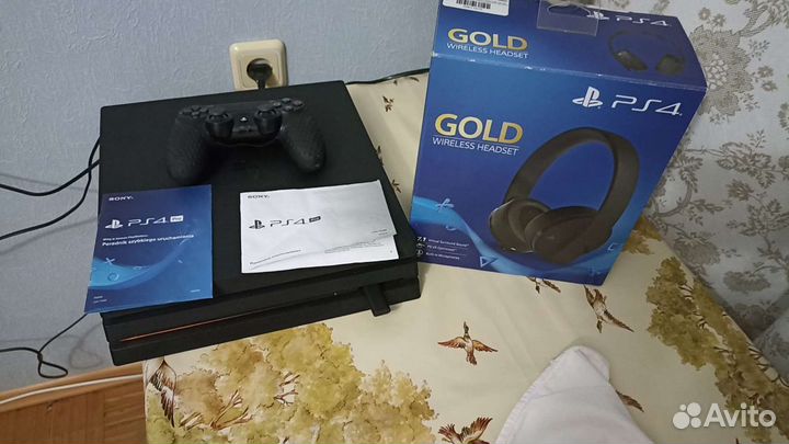 Sony playstation 4 pro, в отличном состоянии