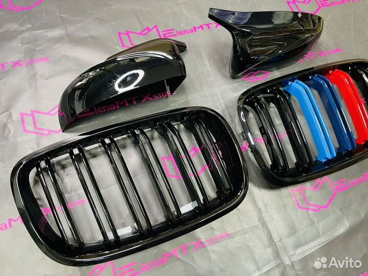 Накладки зеркал ноздри триколор BMW X6 E71