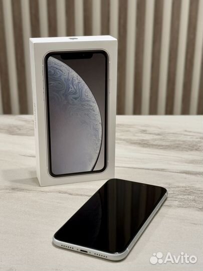 iPhone Xr, 128 ГБ