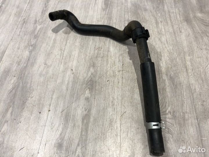 Патрубок системы охлаждения Mazda 3 BK Z6 2004