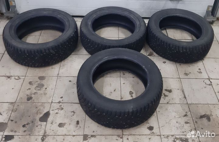 Nokian Tyres Hakkapeliitta 8 SUV 255/55 R19 111T