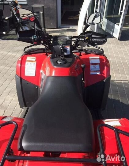 Квадроцикл Linhai-Yamaha D300 красный б/у