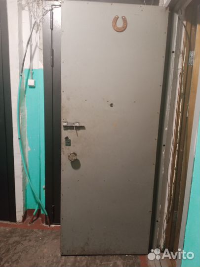 Дверь входная металлическая