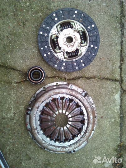 Сцепление на toyta hilux 3.0