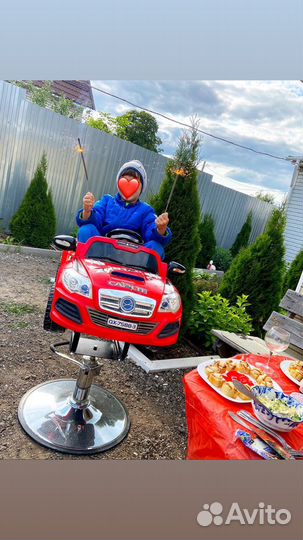 Детское кресло машинка