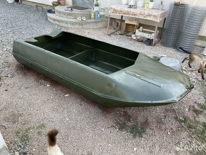 Продам лодку