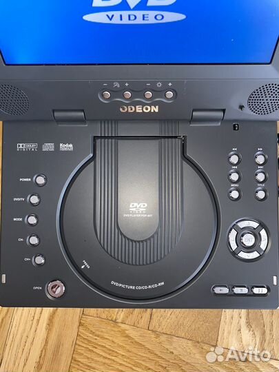 Портативный видеопроигрыватель Odeon