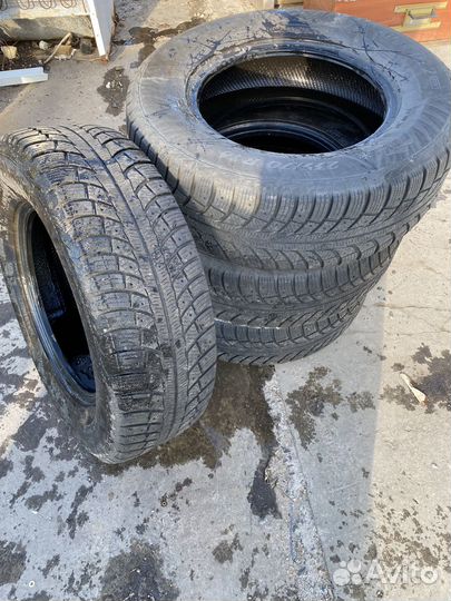 Matador MP 30 Sibir Ice 2 SUV 235/70 R16