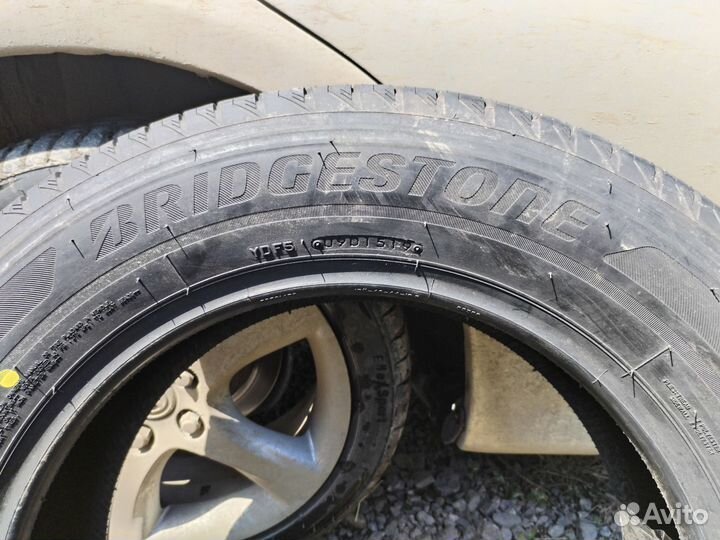 Bridgestone Ecopia EP850 225/65 R17 102H