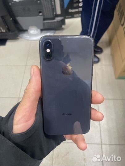 iPhone Xs, 64 ГБ