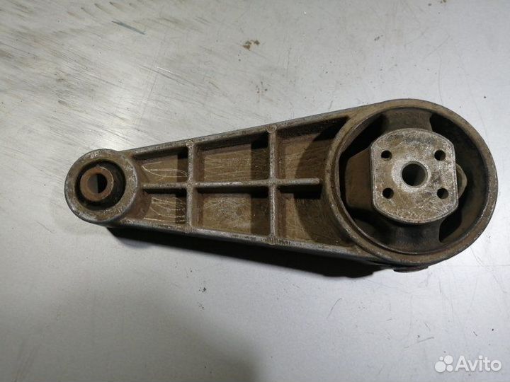 Кронштейн опоры двигателя задний Chevrolet Lacetti