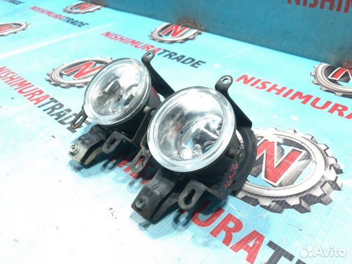 Фара противотуманная Mitsubishi Pajero V75W 6G74