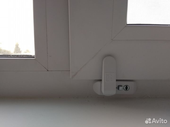 Детский замок - блокиратор на окно